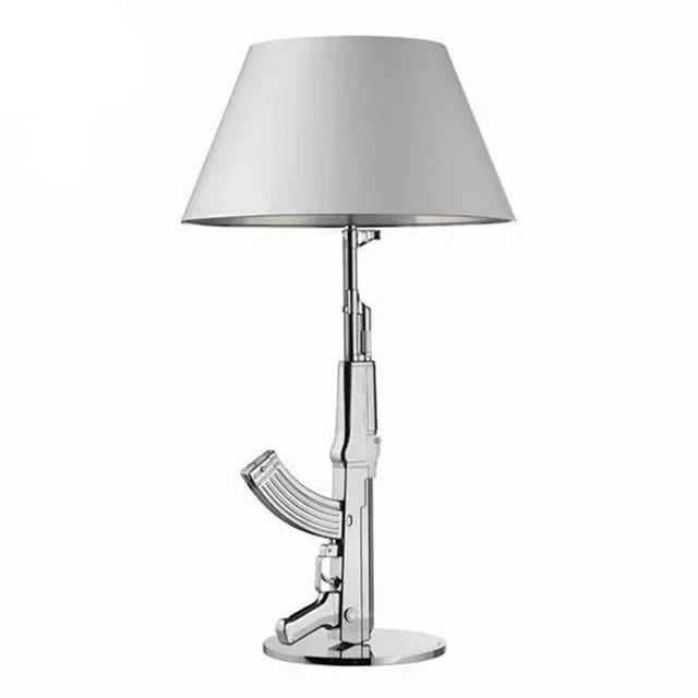Limalia : Lampe de bureau nordique AK47, design haut de gamme en métal galvanisé pour chambre et salon.